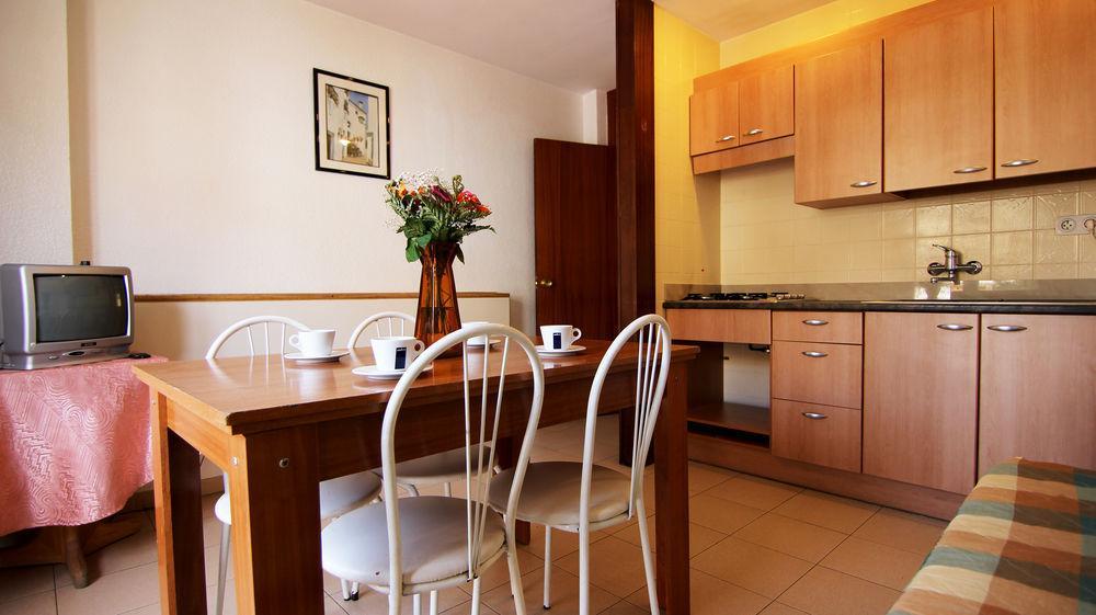 Apartamentos Zodiac Λορέτ Ντε Μαρ Εξωτερικό φωτογραφία