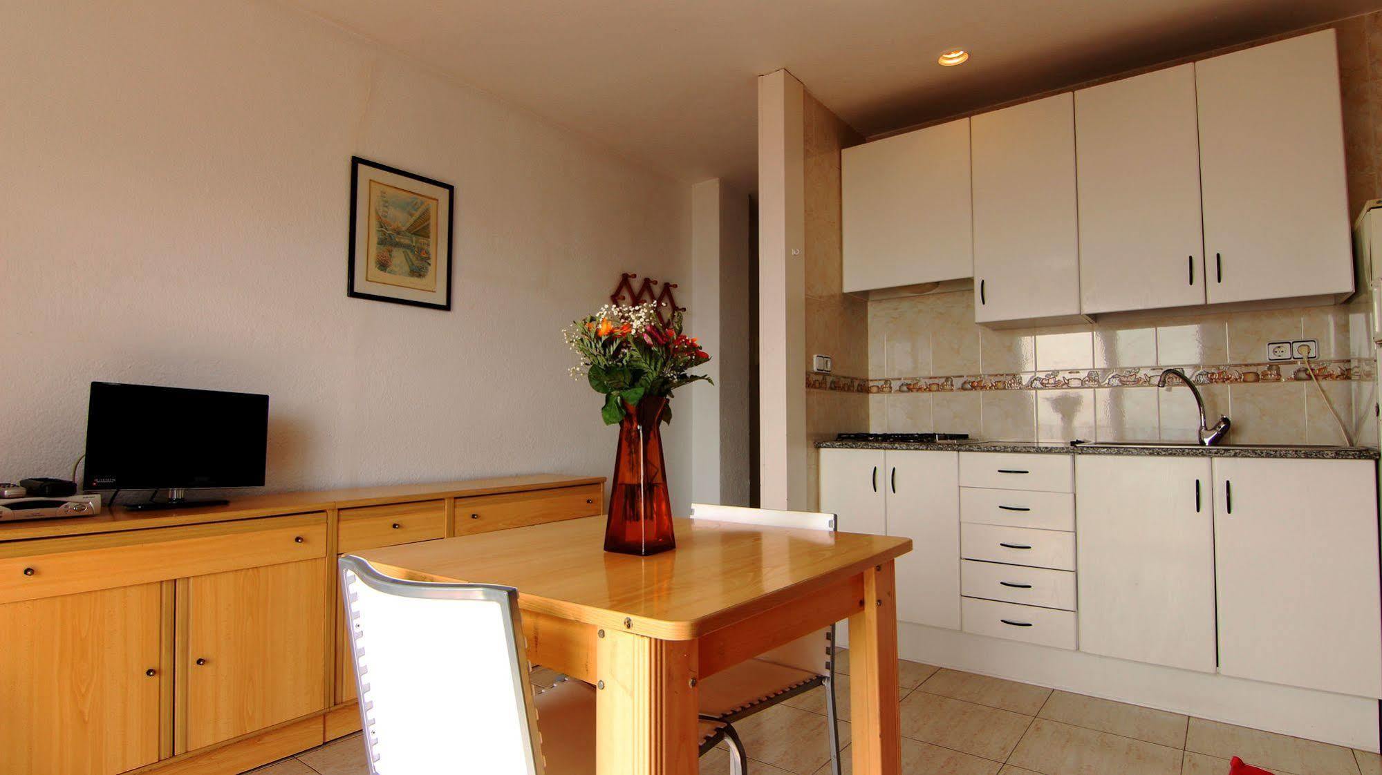 Apartamentos Zodiac Λορέτ Ντε Μαρ Εξωτερικό φωτογραφία